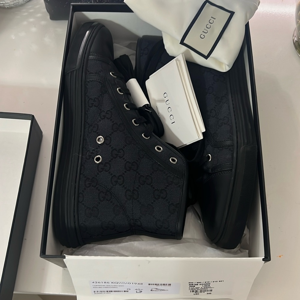 Gucci all black hight top sneakers